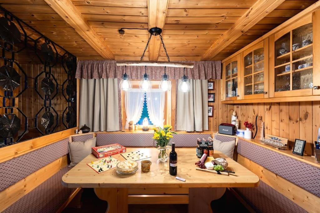 Villa Gemuetliche Huette In Den Bergen Sonnenalpe Nassfeld Esterno foto