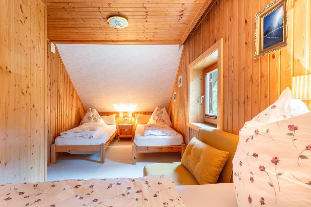 Villa Gemuetliche Huette In Den Bergen Sonnenalpe Nassfeld Esterno foto