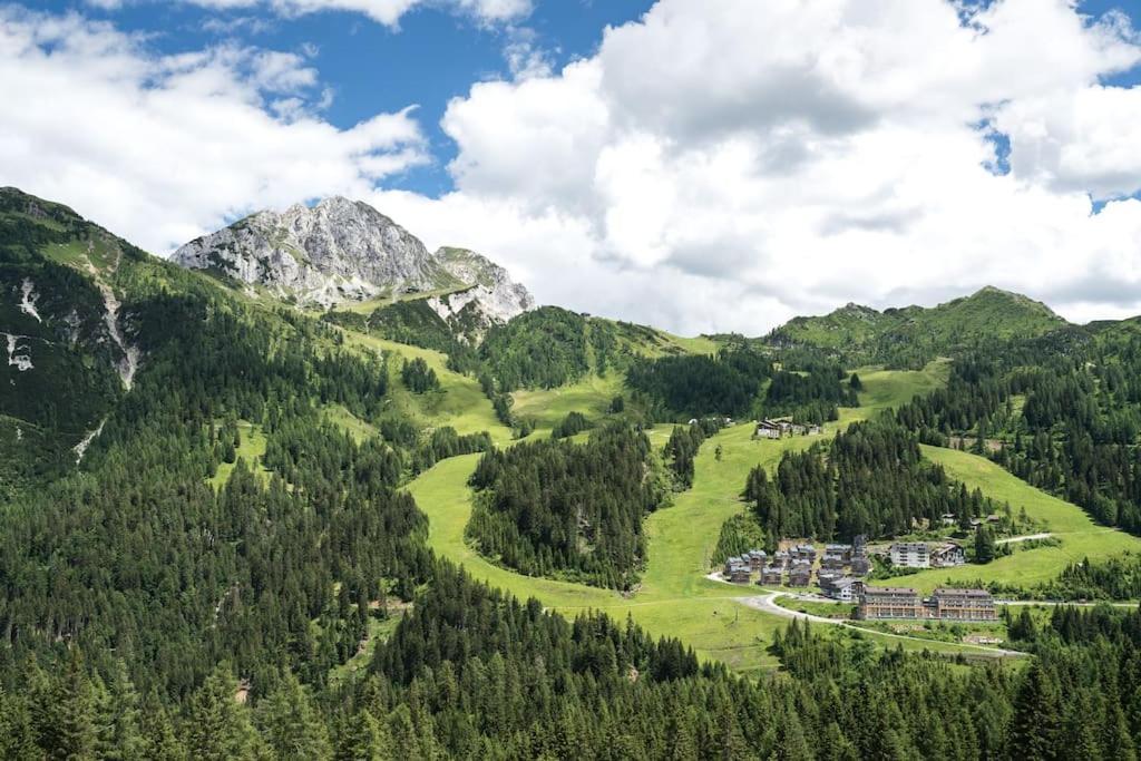 Villa Gemuetliche Huette In Den Bergen Sonnenalpe Nassfeld Esterno foto